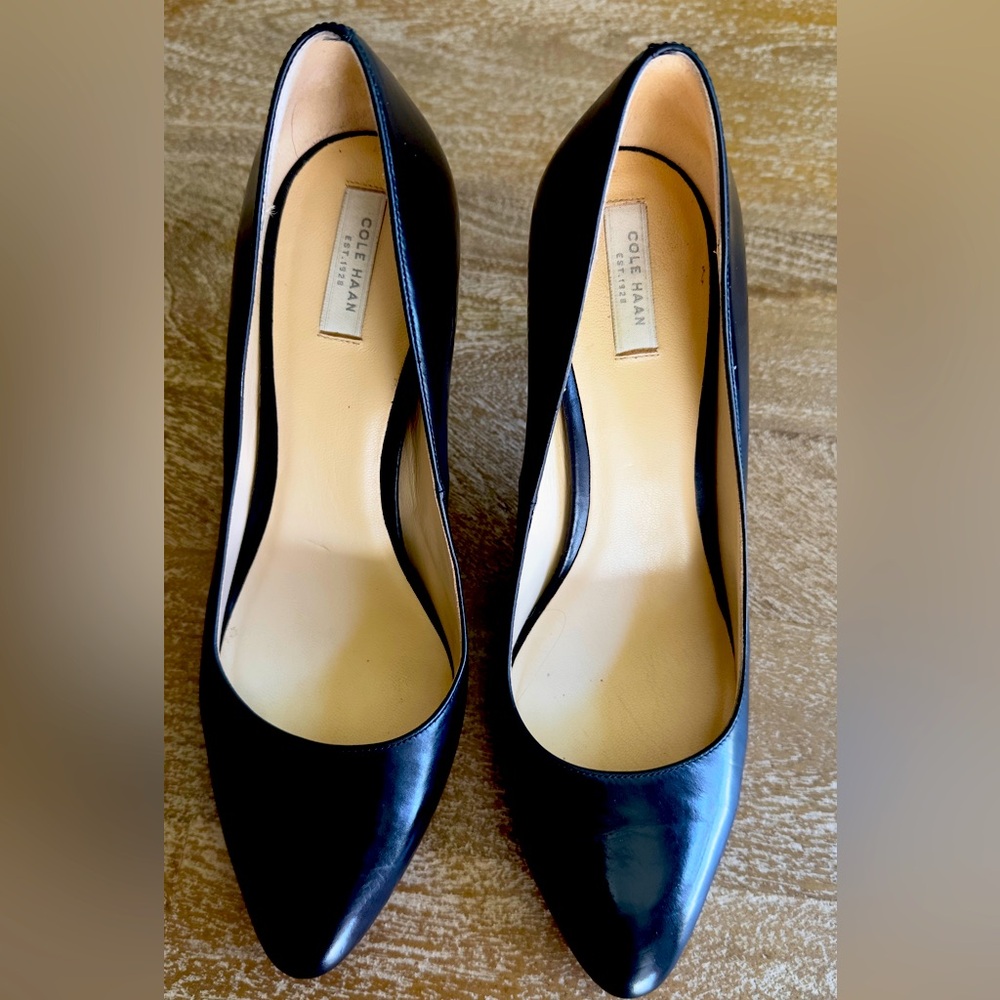 Cole Haan Grand OS Black Leather Classic Work Pumps Womens Size 9.5 B